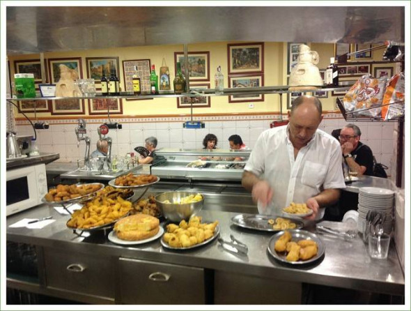 Bar El Palmeral y la Dama