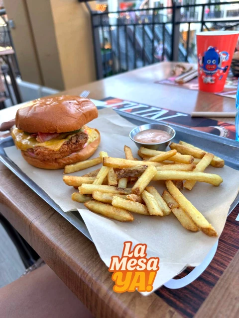 Foster's Hollywood