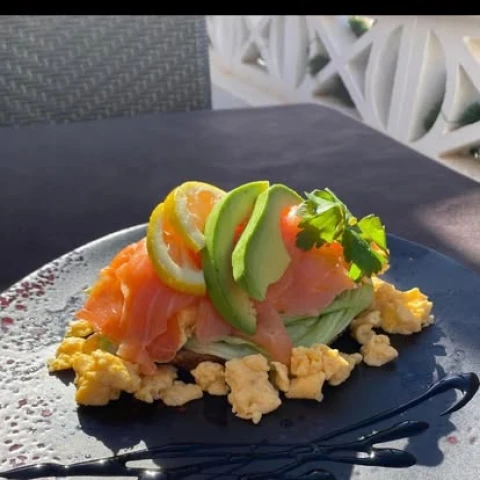 La Luna Restaurante Bar