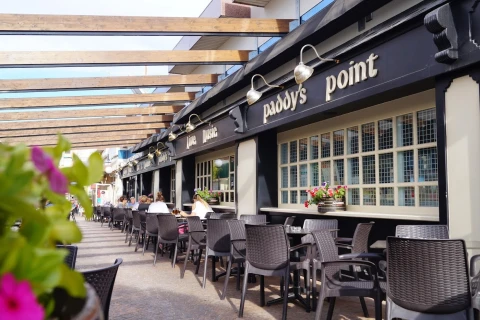 Paddy's Point Irish Bar & Restaurant