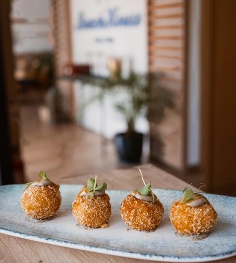 Beachhouse Bar & Grill