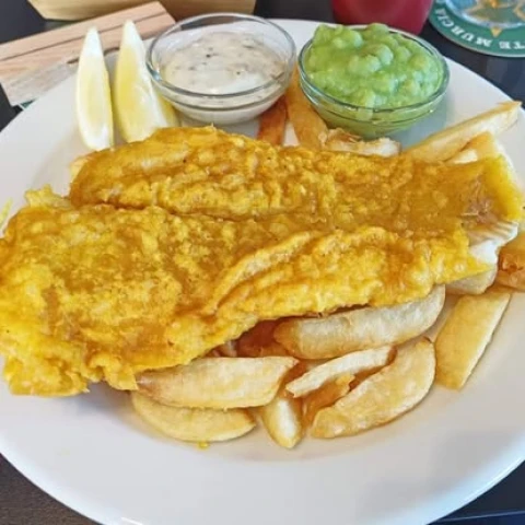 Sunset Cafe and Lounge