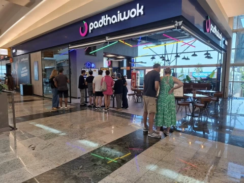 Padthaiwok Dos Mares