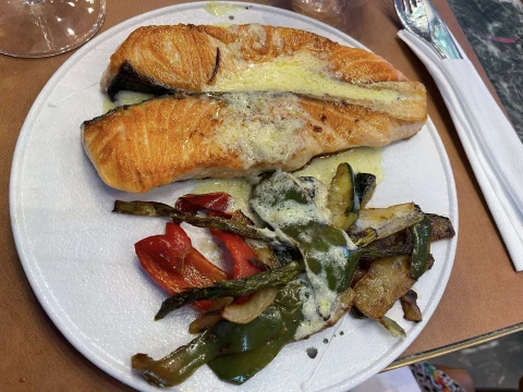 Manda Huevos Restaurante